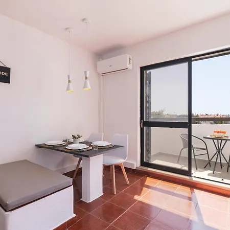 - Rua Da Oura - Oura House * Albufeira